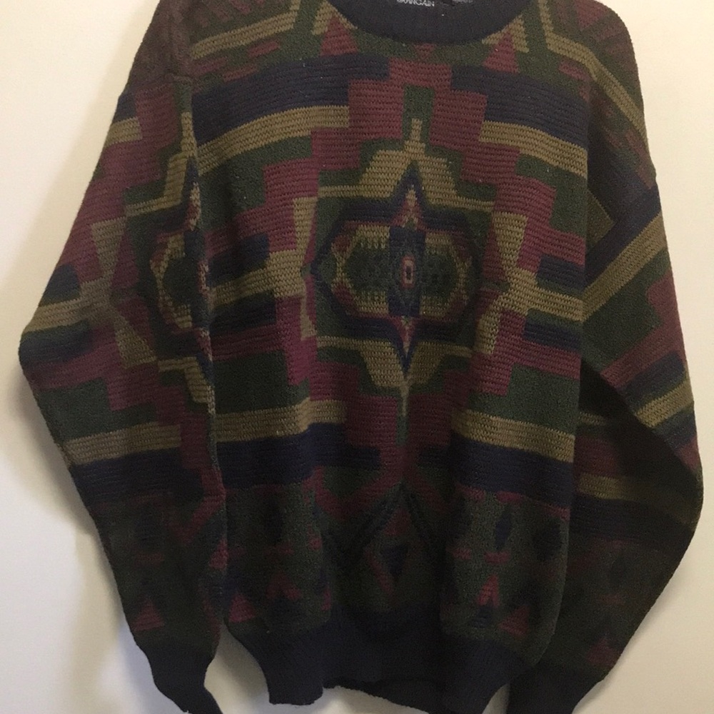 (MEN) DUNCAN ROW sweater is green, tan, navy, burgundy